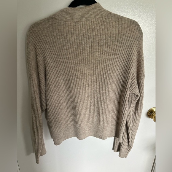 Club Monaco wool blend taupe sweater in size S - Picture 2 of 3